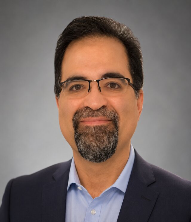 Portrait of Dr Hirbod Assa.